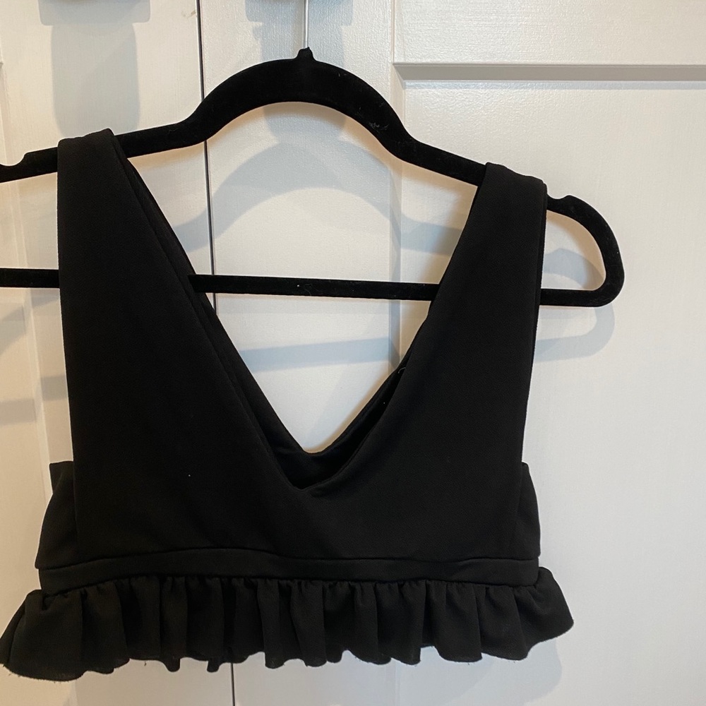 Black crop top